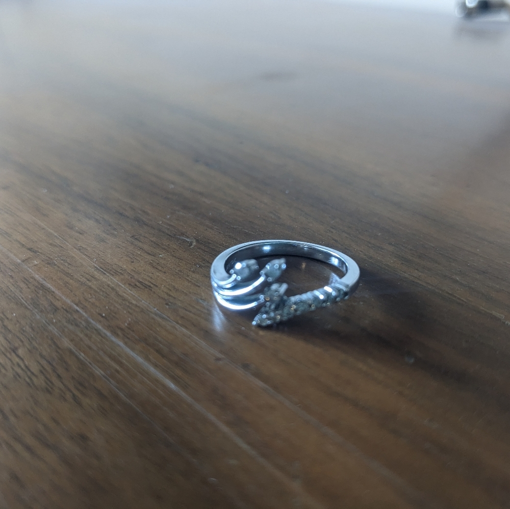 White Gold & Diamond Wrap Around Ring